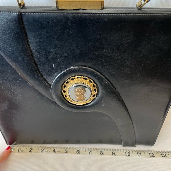 Vintage Triangle Black Cameo Handbag Pocketbook 60’s - Picture 8 of 9